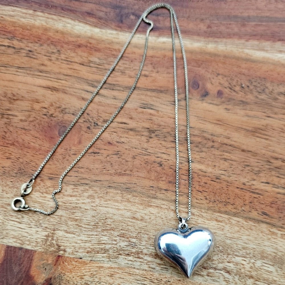 Vintage Sterling Silver Heart Necklace